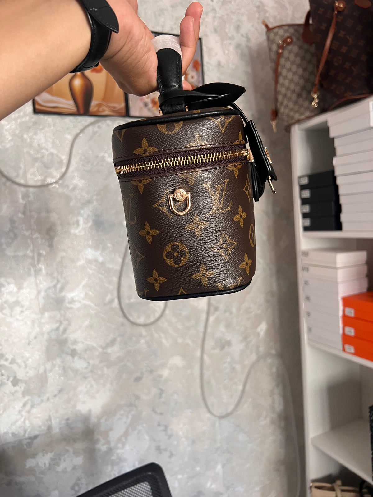 SAC LV AVEC LA BOITE