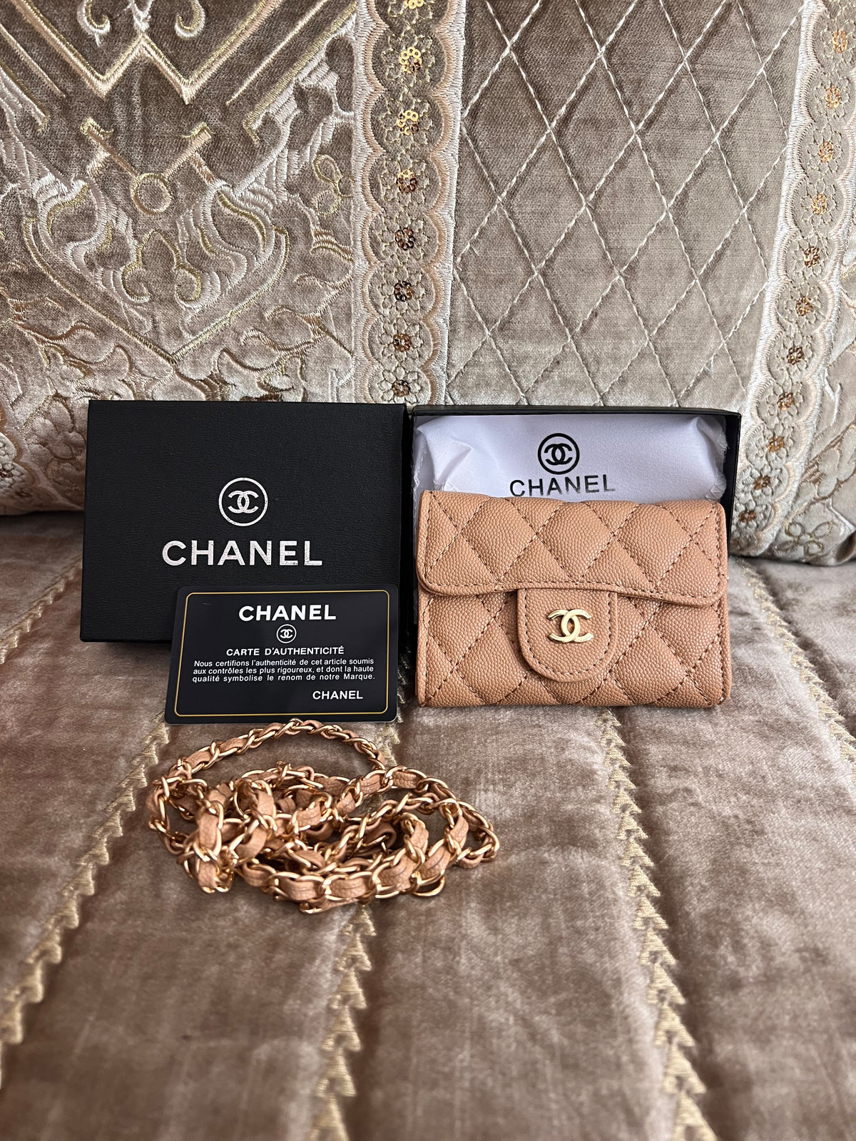 MINI CHANEL BEIGE