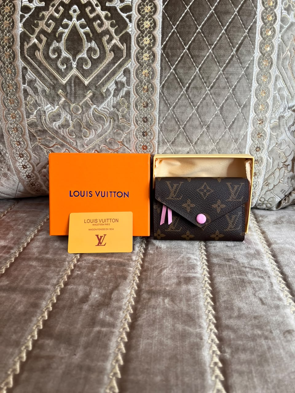 PM LV ROSE BEBE