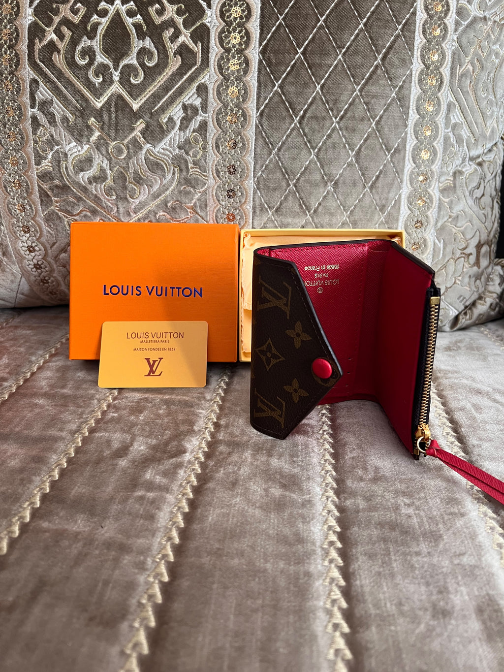 PM LV ROUGE