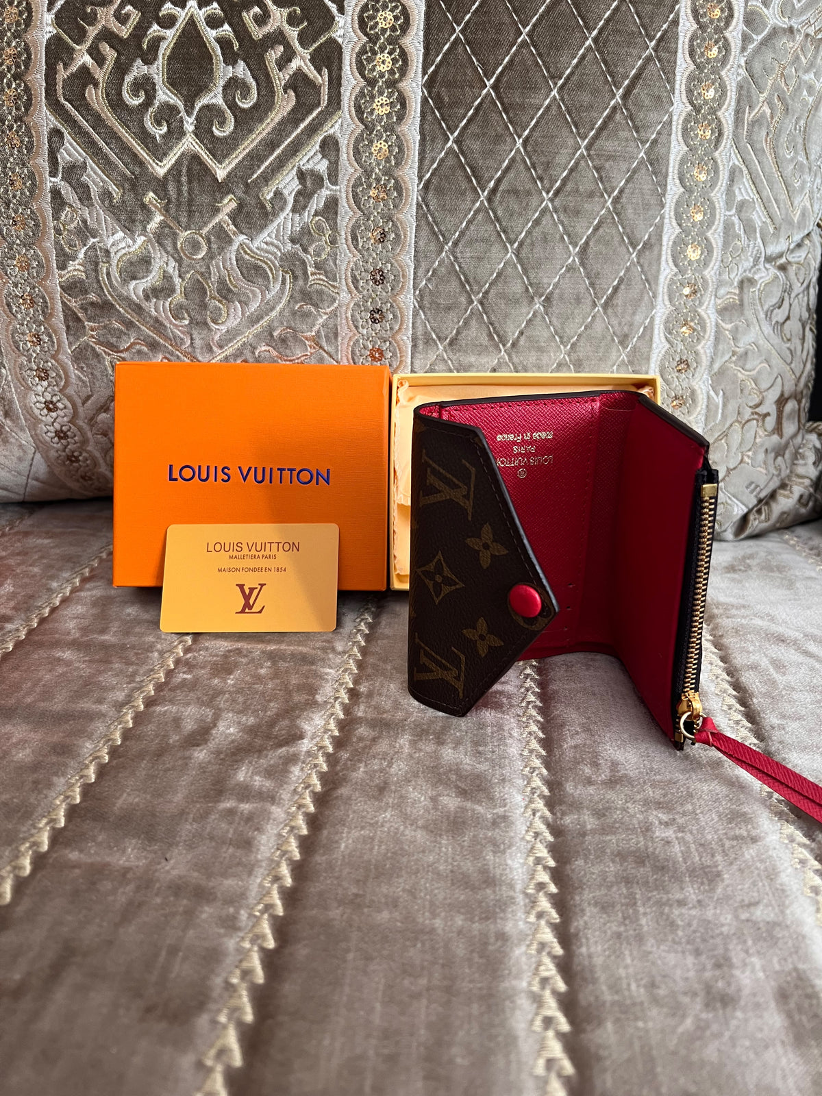 PM LV ROUGE