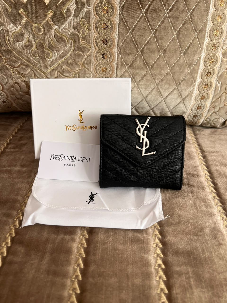 MINI YSL NOIRE