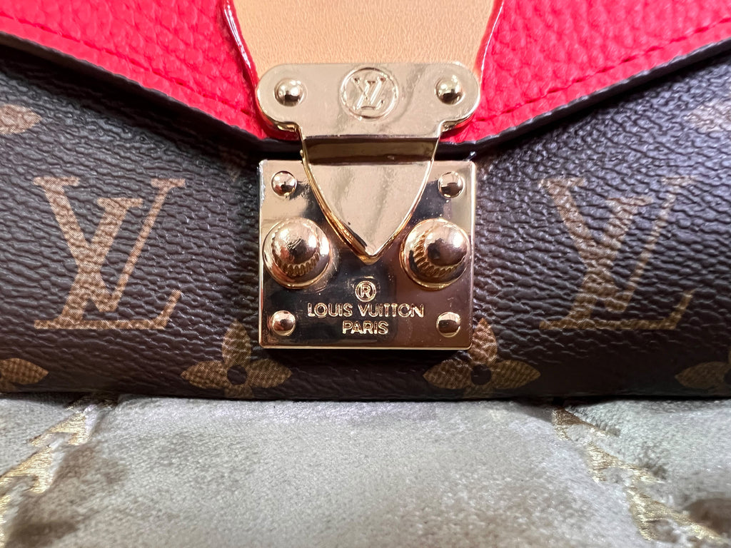 P.M LV ROUGE